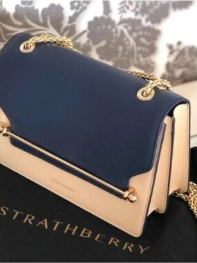 Strathberry Navy and Cream Two-Tone Leather Crossbody🥯🥯